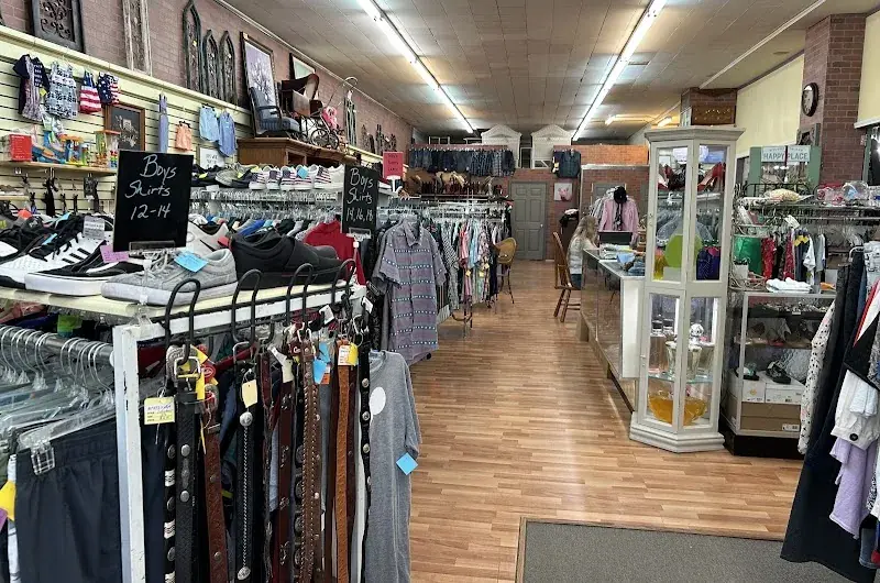 Bargain Boxx in Huntsville, TX