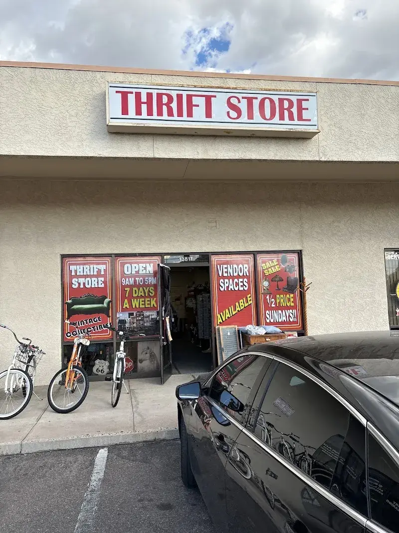 A-2-Z Thrift Store in Phoenix, AZ