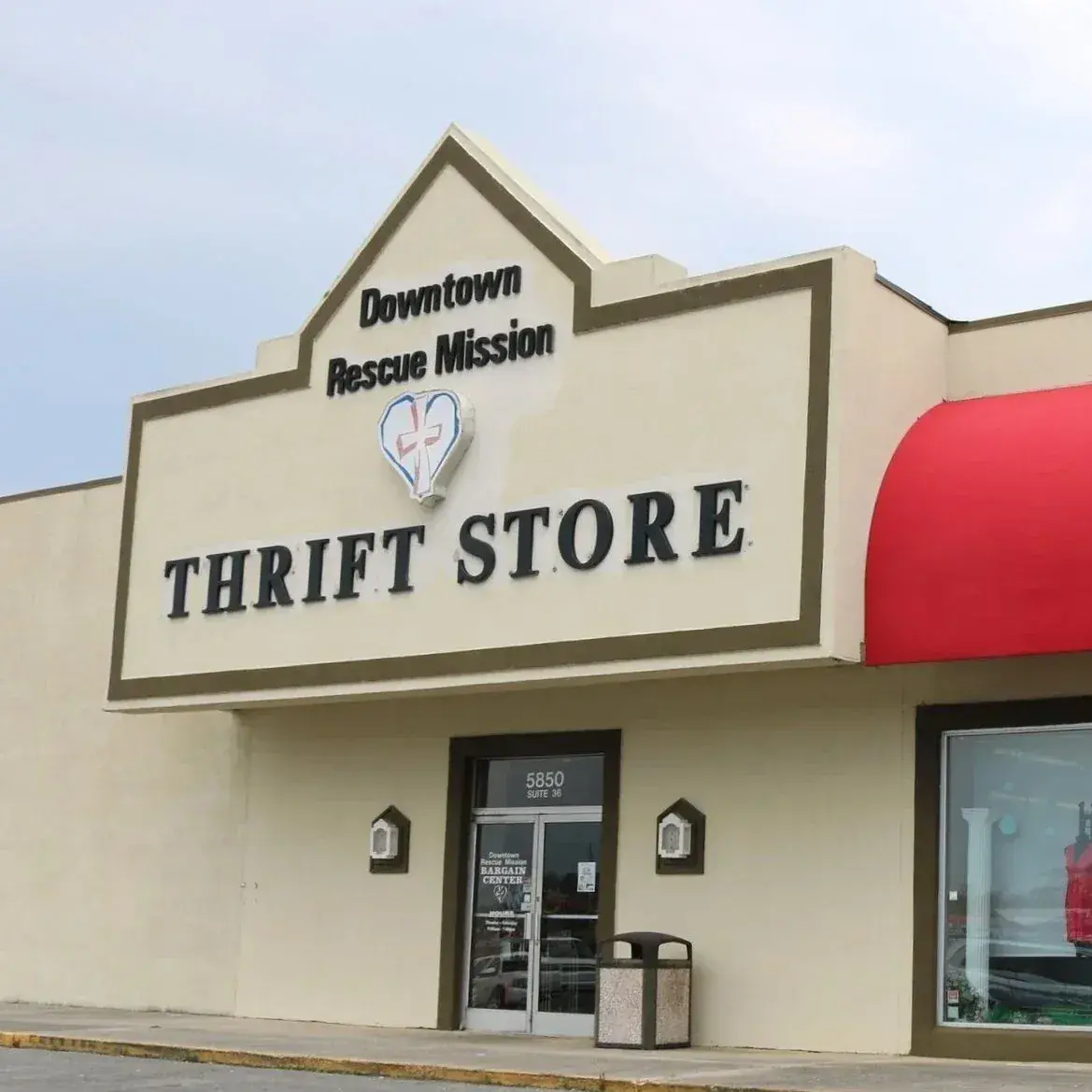 Downtown Rescue Mission Thrift Store in Huntsville, AL