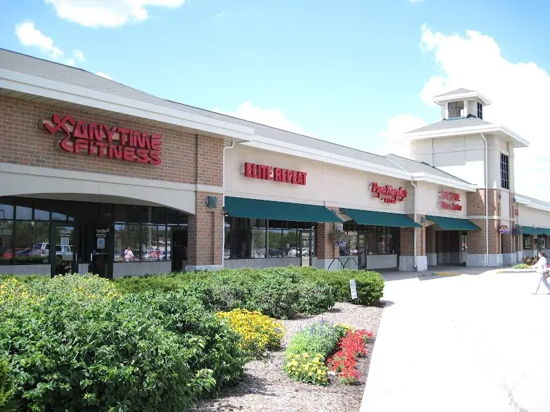 Elite Repeat Consignment Shop in Brookfield, WI