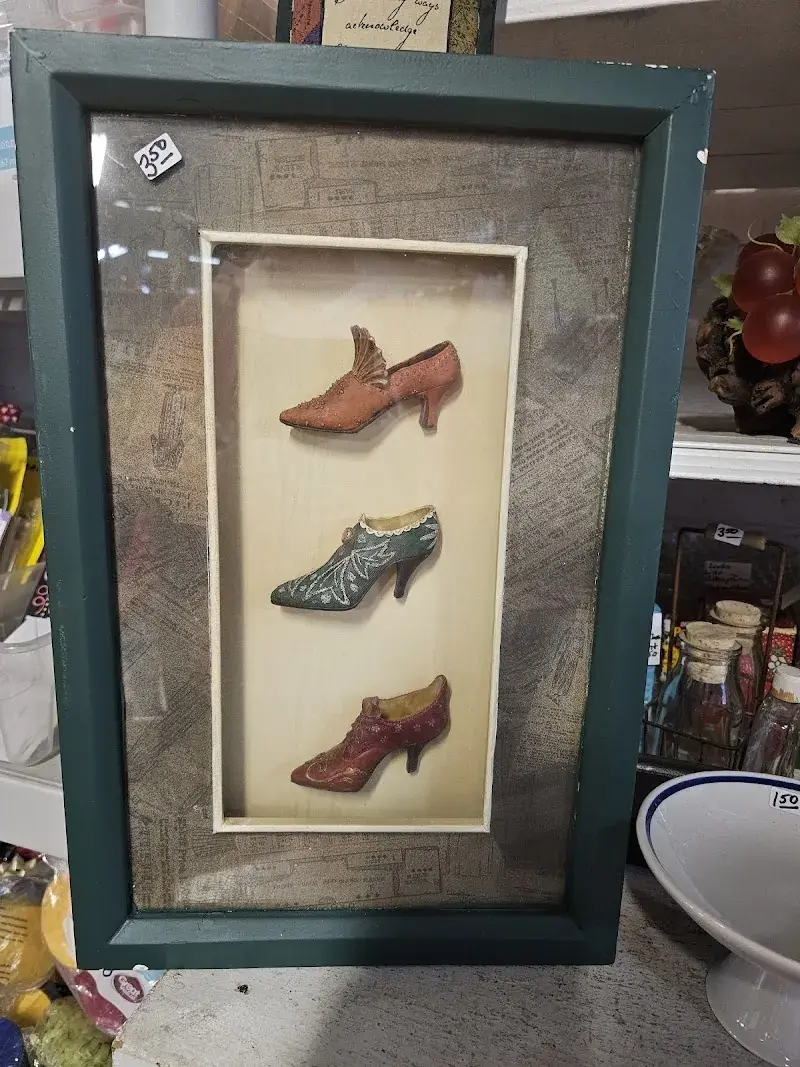 Encore A Thrift Store in Gassaway, WV