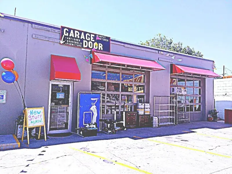 Garage Door Thrift Store in Wenatchee, WA