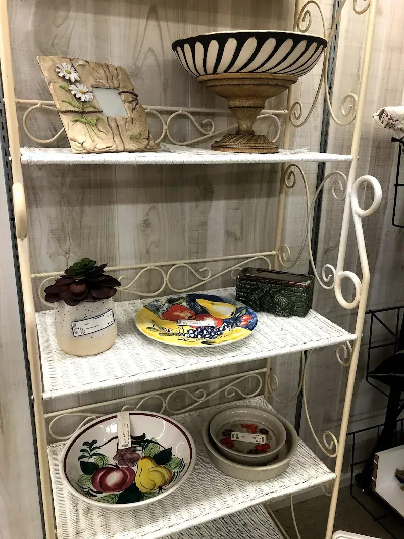 Gently Worn Women's Resale Shop in Hot Springs, AR