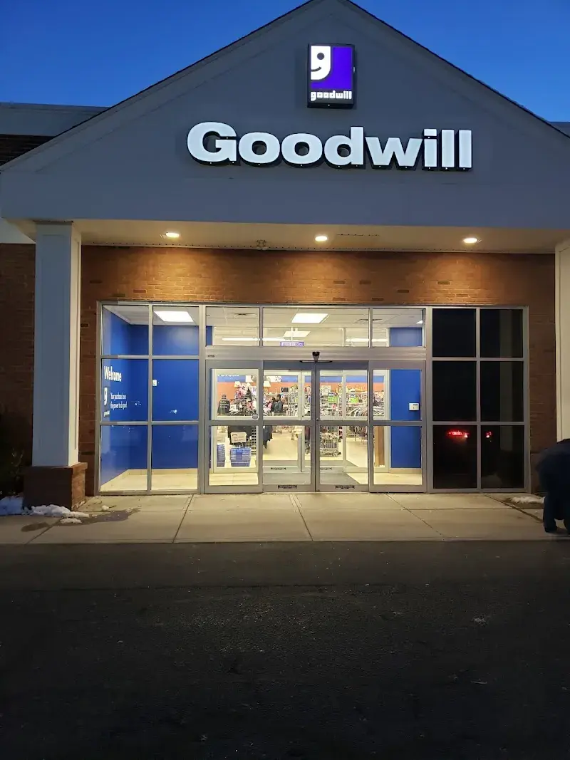 Goodwill Glastonbury Store & Donation Station in Glastonbury, CT