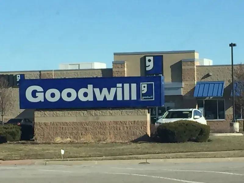 Goodwill Industries of Northern Illinois in Crystal Lake, IL