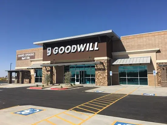 Goodwill - Retail Store and Donation Center in Phoenix, AZ