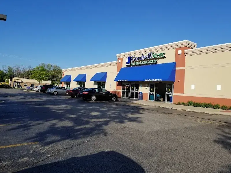 Goodwill Store & Donation Center in Arlington Heights, IL