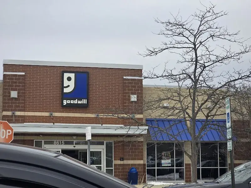Goodwill Store & Donation Center in Woodridge, IL
