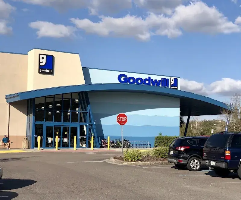 Goodwill Wesley Chapel Superstore in Wesley Chapel, FL
