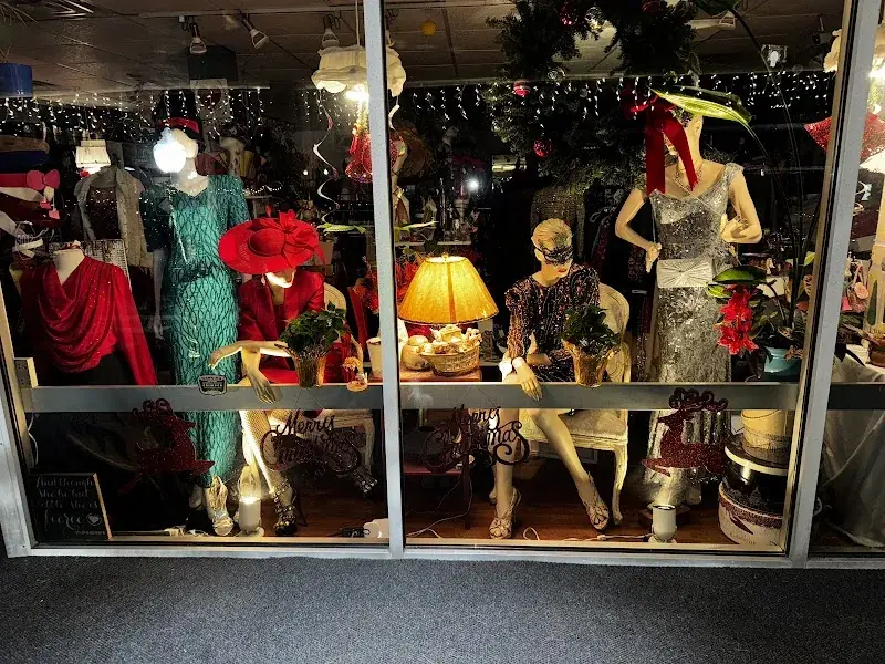 Lisa’s Luxury Consignment Shop LLC. in Baltimore, MD