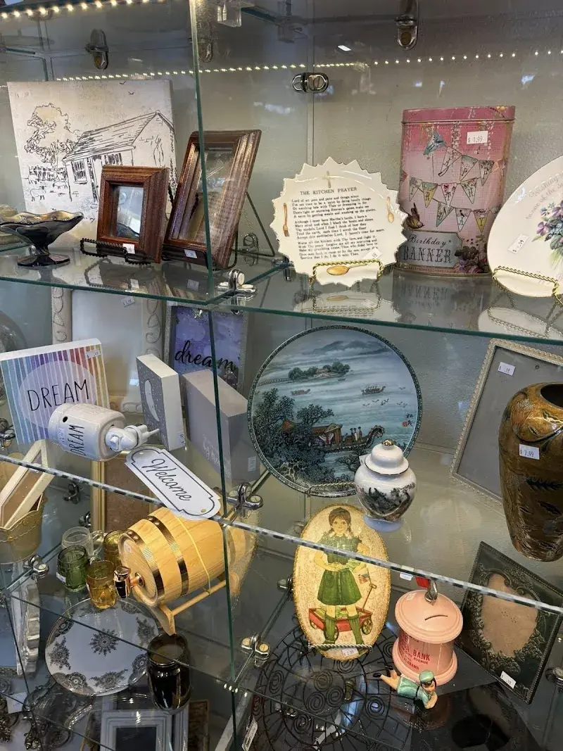 Love It Once More Thrift Store in Clinton, IL