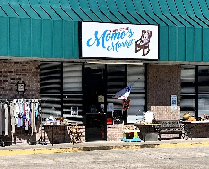 Momo's Market Thrift Store in Baton Rouge, LA