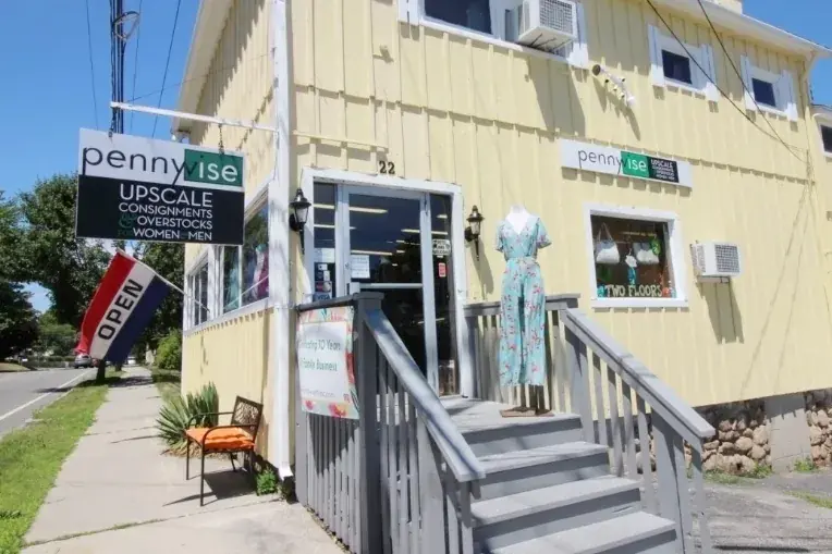 Pennywise Consignment Shop in Stonington, CT
