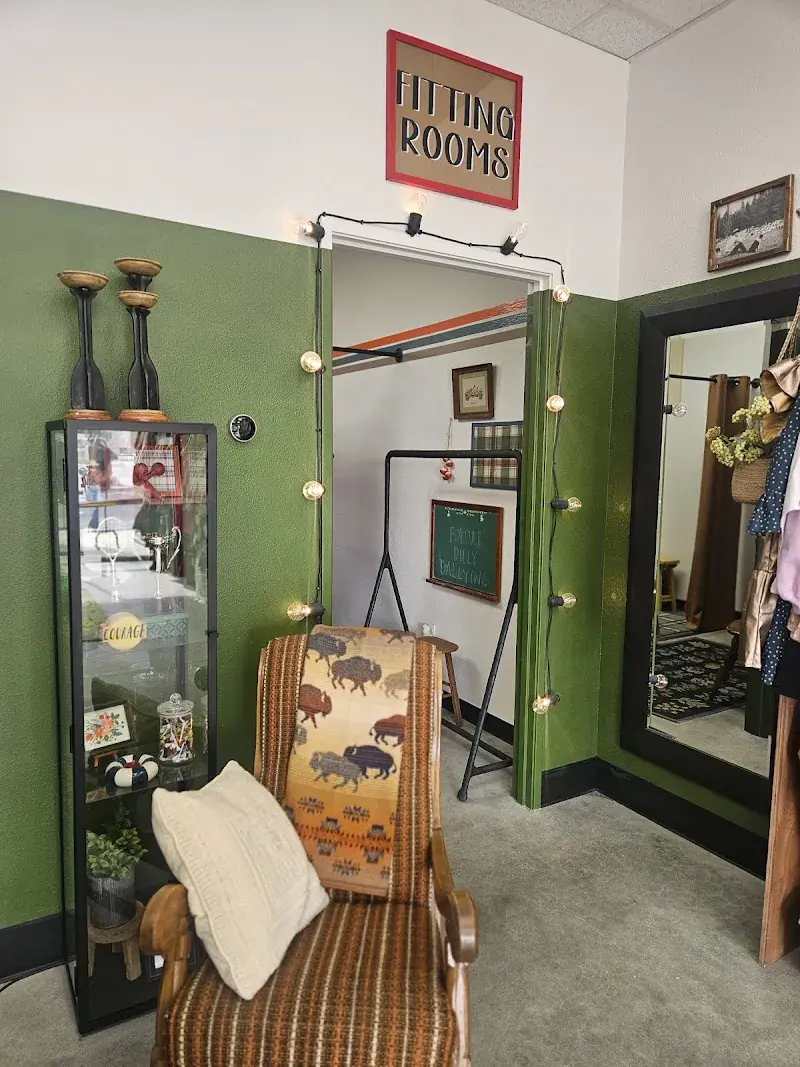 Pop's Consignment Shop in Boise, ID