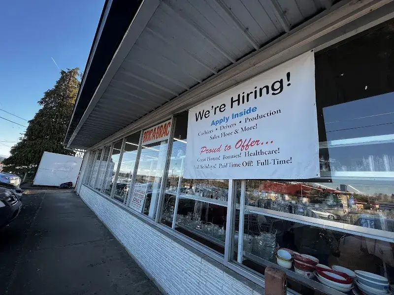 Red White & Blue Thrift Store - Gladstone in Gladstone, OR