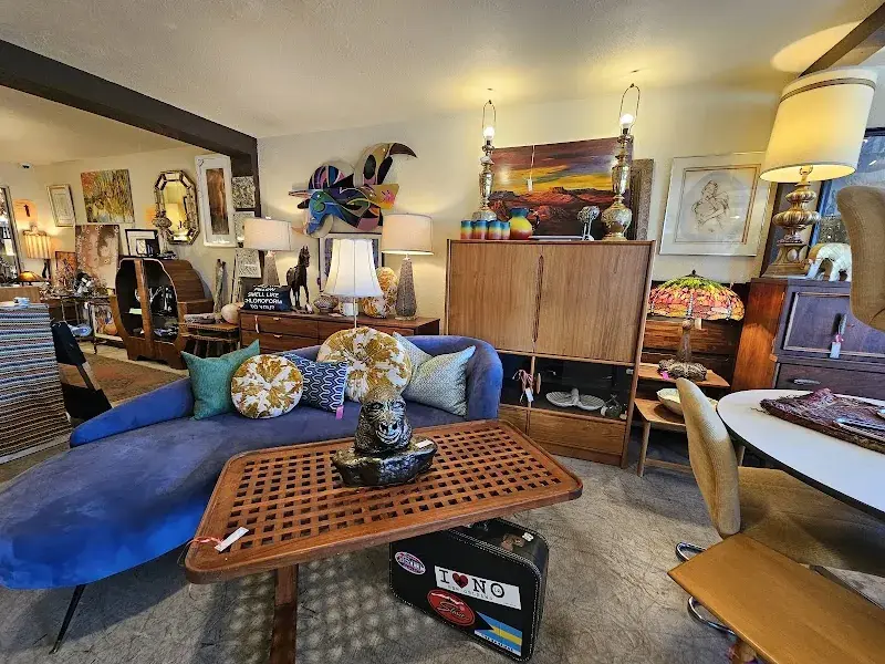 Rewind Consignment & Vintage in Phoenix, AZ