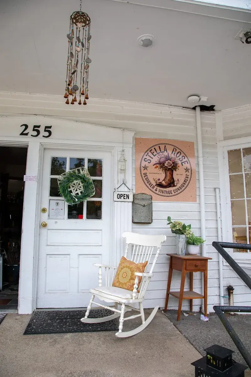 Stella Rose Designer & Vintage Consignment in Washington, CT