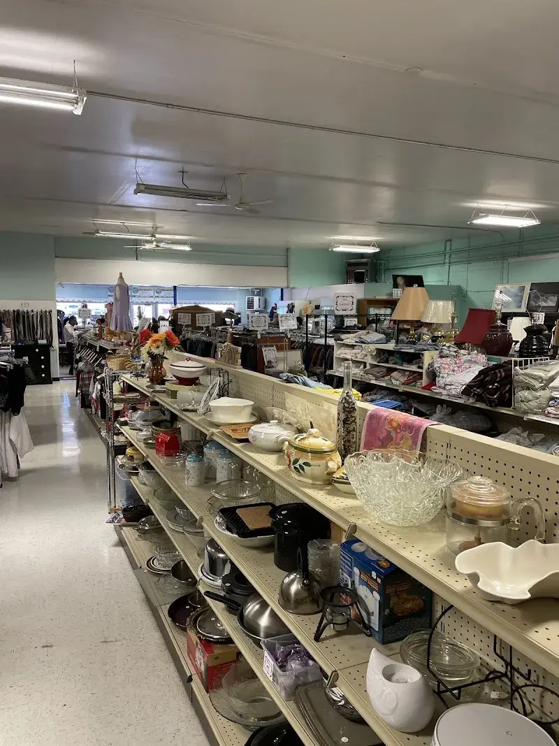 Stuf N' Such Thrift Store in Fallon, NV