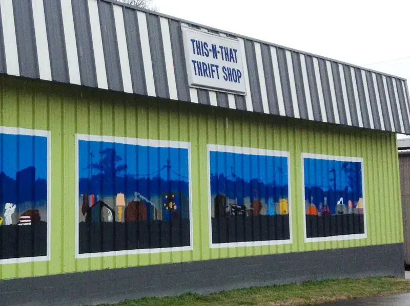 This-N-That Thrift Shop in Nashville, TN