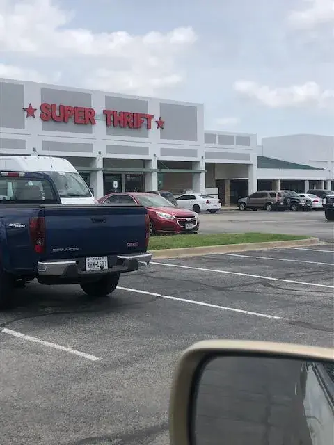 Thrift Shop / Super Thrift in Dallas, TX
